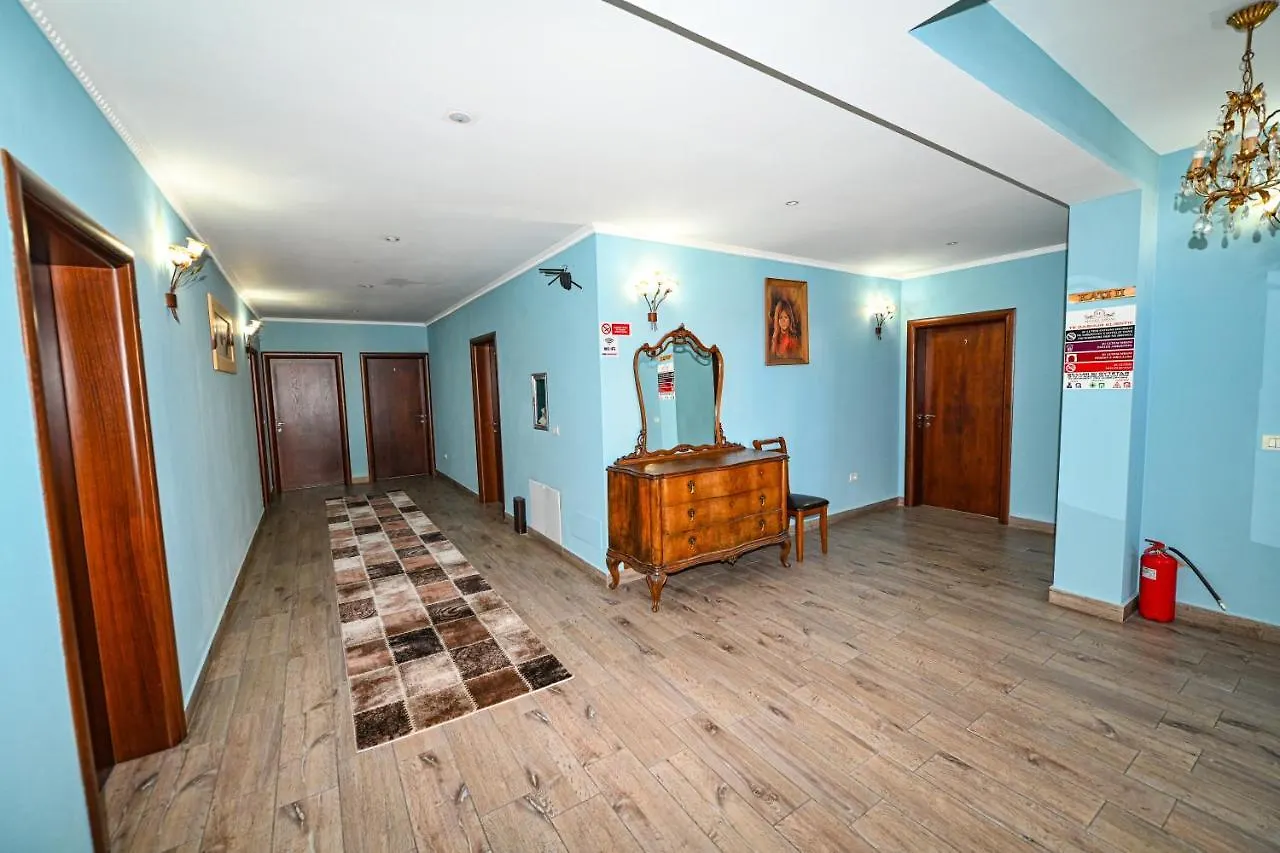 Hotel Epoka Shkodër 0*,  Albania