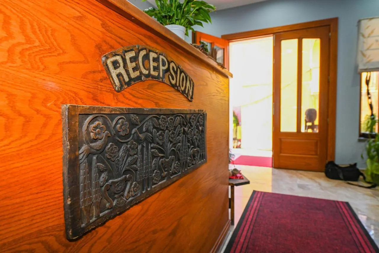 Hotel Epoka Shkoder Albania